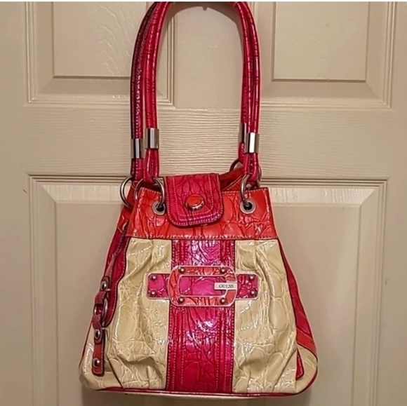 Guess Vintage Pink Rose Periwinkle 60's Chunky Shoulder Bag 12.5" wide - Picture 1 of 14